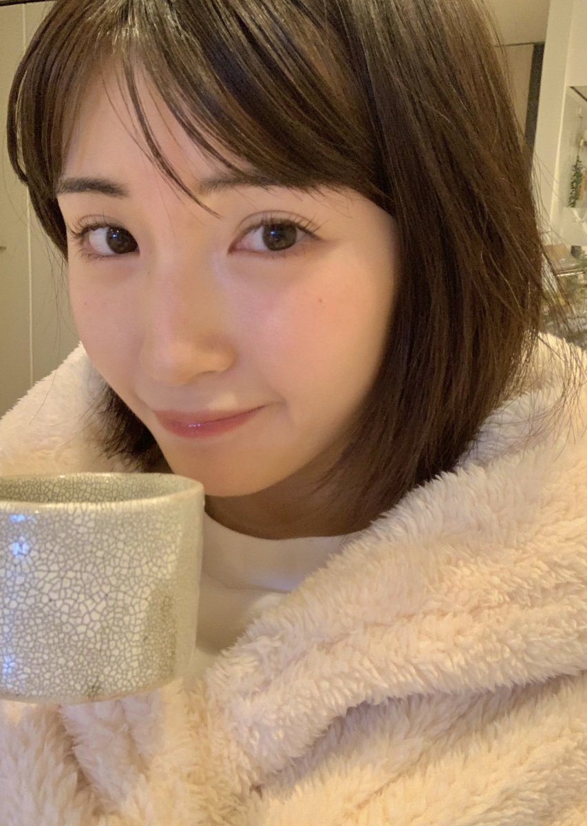 7Mjz3's tweet photo. 最近ネガティブなツイートしかしてない気がしたので切り替えます

井上小百合ちゃん好き好き好き〜！

奇蹟めちゃくちゃ観に行きたいけど、まだ行くの怖いな。小百合さん見れなくていいから、普通に内容知りたい！別媒体とか無いもんね…

あー、、これ可愛すぎる https://t.co/nFlumduFI6