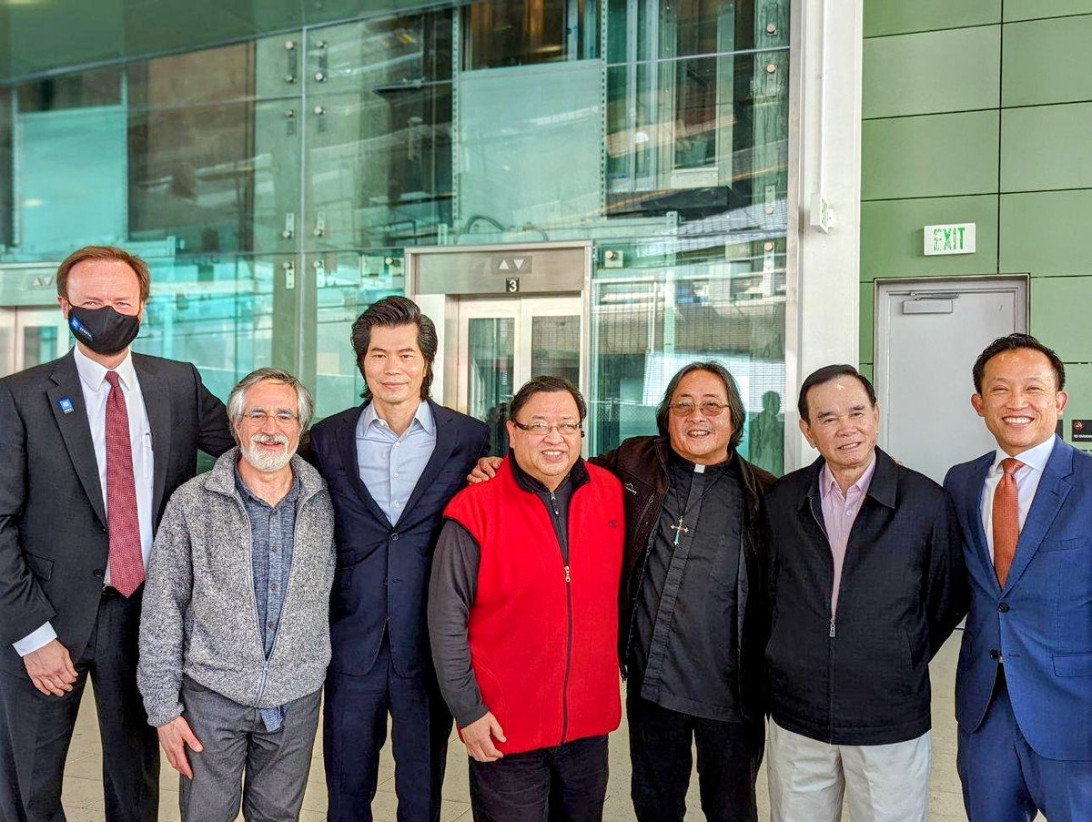 DavidChiu's tweet photo. After decades of community advocacy, we are on the verge of opening the Central Subway Fall 2022.

Today, we announced retail opportunities @ the new Chinatown Rose Pak Station. Many thanks to the entire Chinatown community for standing united for transit justice over the years. https://t.co/rVy2oBx49c