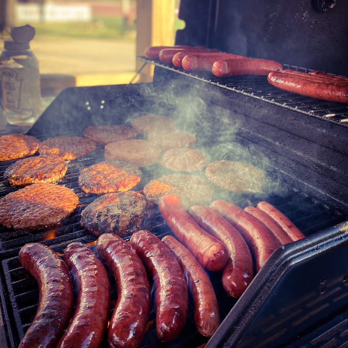 HCSportsHOF's tweet photo. Y’all know how we get down in Hardin County…come have dinner at the ballpark! First pitch is scheduled for 6:00 pm. https://t.co/RpLuvVplgy