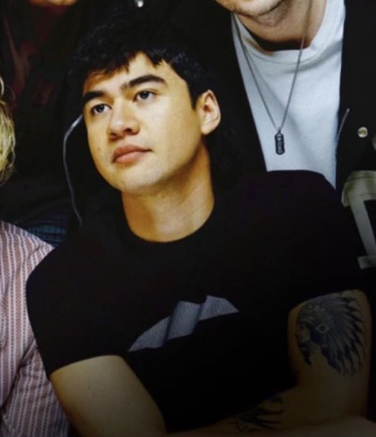 ctharchivs's tweet photo. I MEAN??? CALUM HOOD?? https://t.co/qYeIrRf5p5