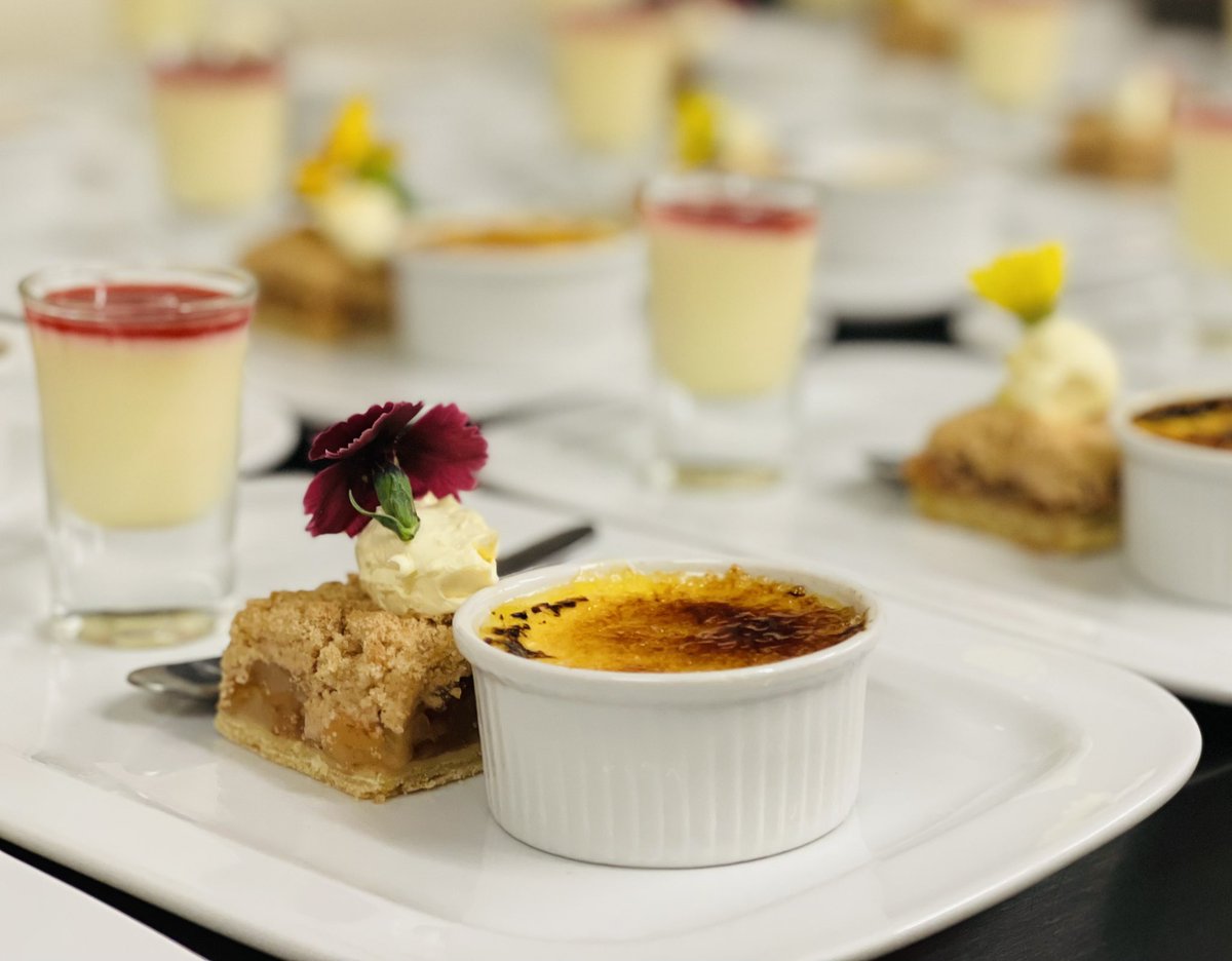 Well done Paul &amp; team. Great work, and great food. Round of a applause to finish 🙏 <a href="/UppinghamSchool/">Uppingham School</a> <a href="/HolroydHowe/">Holroyd Howe</a> <a href="/OliCullers/">Oli Cullingworth</a> <a href="/chef_delataste/">Adam delataste</a> <a href="/Rachael48432853/">Rachael Wilson</a> <a href="/chefbenji64/">Ben Cook</a> <a href="/SarahMccubbin6/">Sarah Mccubbin</a> @ChefSi71 <a href="/Josephmbryan/">Joseph Bryan</a> <a href="/s_thurlow/">Sam Thurlow</a>