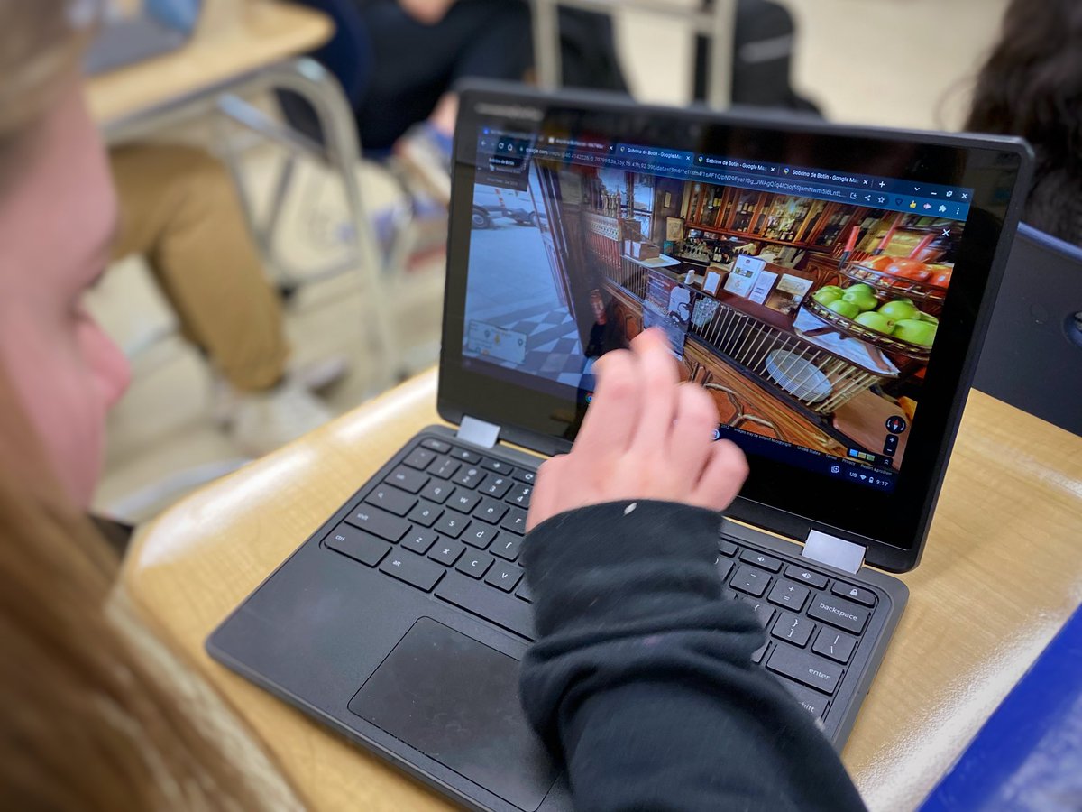 PhotosByTamar's tweet photo. What to do at the end of the restaurant unit? Perhaps take students on a virtual trip to the oldest restaurant in the world, or to one where fish swim all around the restaurant, or the one that cooks with the heat from a volcano’s lava. Nice way to end a unit! #virtualtrip https://t.co/QUdHsAPOXP