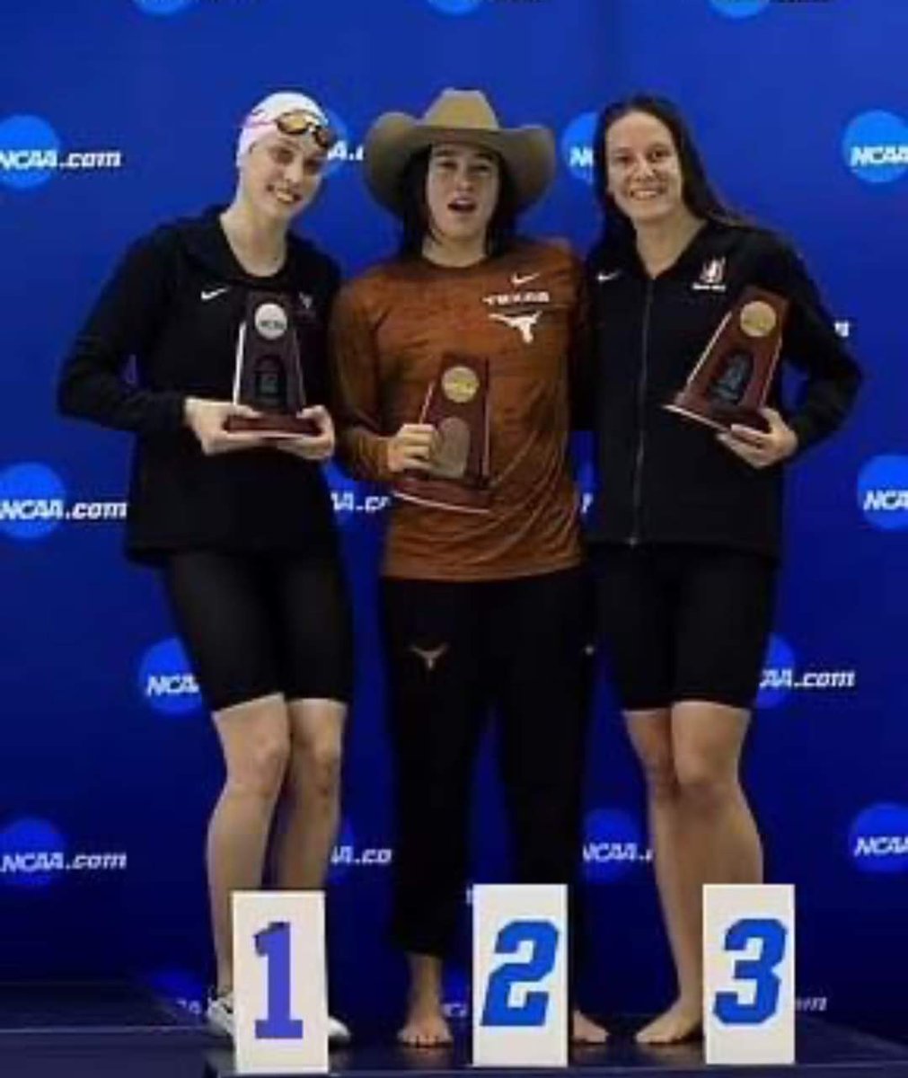 Mason134211f's tweet photo. @reilly_james @TVPUAC @UVASwimDive Emma came in first. She is the woman who won. #CongratulationsEmma https://t.co/hkiBRAASXo