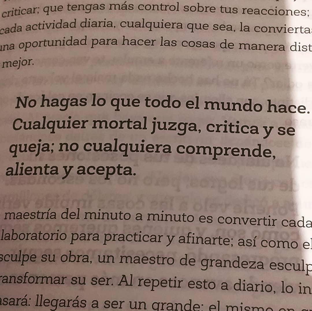 NorjhiraMiranda's tweet photo. #Comprende, #alienta y #acepta…
𝗟𝗶𝗯𝗿𝗼: 𝗠𝗲𝗻𝗼𝘀 𝗺𝗶𝗲𝗱𝗼𝘀 𝗺á𝘀 𝗿𝗶𝗾𝘂𝗲𝘇𝗮𝘀 https://t.co/VFNO7vHAJr