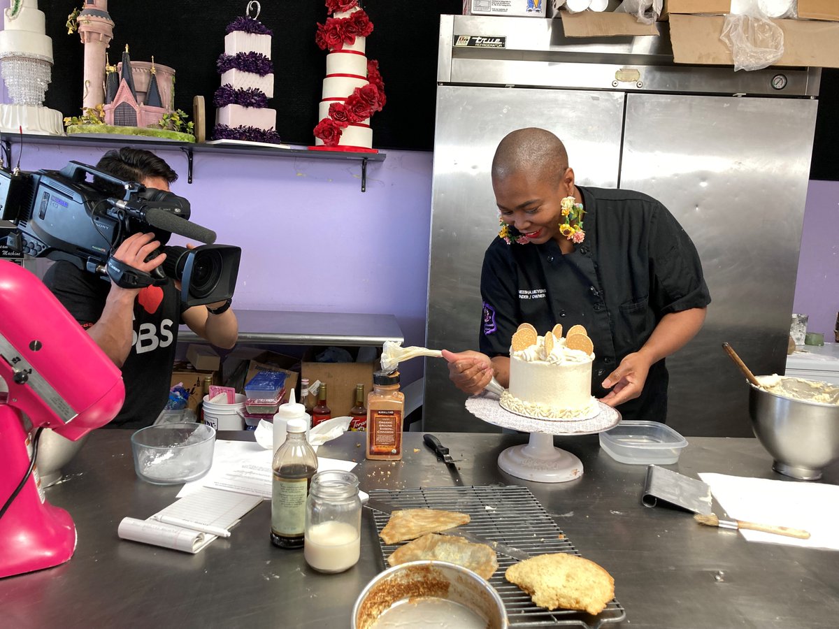 Here's a little behind the scenes taste of this week's ¡COLORES! with <a href="/QsCakes/">Q's Cakes</a> and Sweets Boutique! Watch Saturday at 4pm and for more visit: bit.ly/3icCZIQ
#NewMexico #Baker