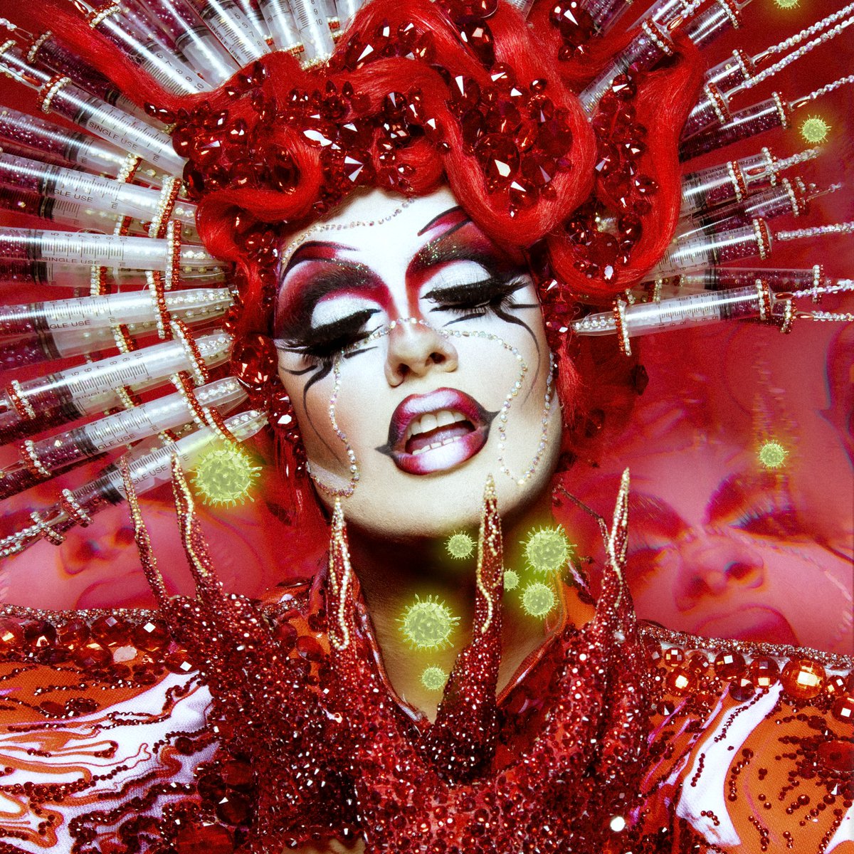 DragVulcano's tweet photo. ¡Mátala, Juan! 👾
·
A-LU-CI-NAN-TE la acogida que hemos tenido sobre el escenario 🥺. Les dejo un hilo con la historia del show antes de que se abran las votaciones ⬇️

#DragQueenLPGC https://t.co/gtgAntob56