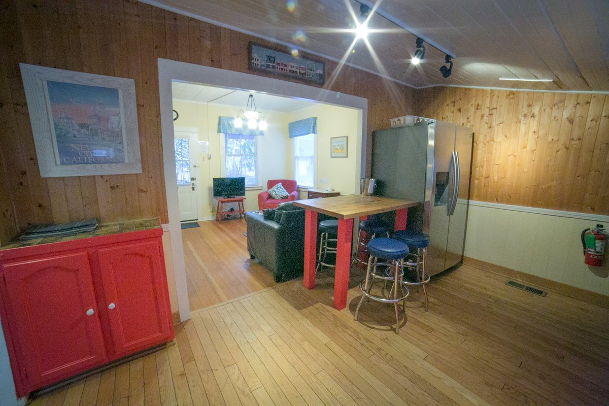 Outside_Inn's tweet image. What's cooking?  Have you stayed in the Outside Inn's Cottage before?  Great to have a full sized kitchen for your Nevada City getaway.  outsideinn.com