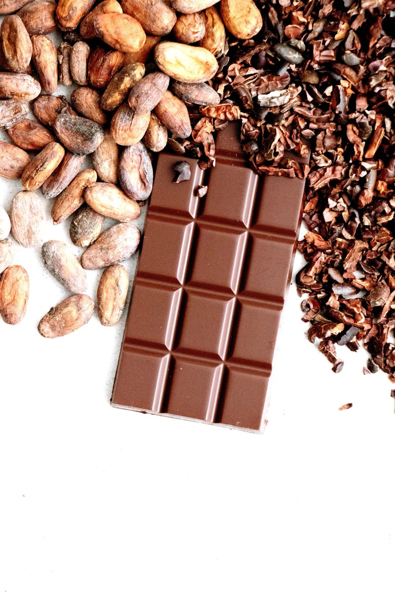 chocolatesie's tweet photo. Poésie chocolatée
#Chocolate #chocolat #chocolatlitteraire #chocolatpoetique #chocolatdelecture  #swiss #chocolatesie #swisschocolate #cacao #sustainable #cocoa #organic #luxury #luxe #lecture #lire #poesie #poetry #art #gourmet #livre #poemes #livres https://t.co/vYSUjxlJxf