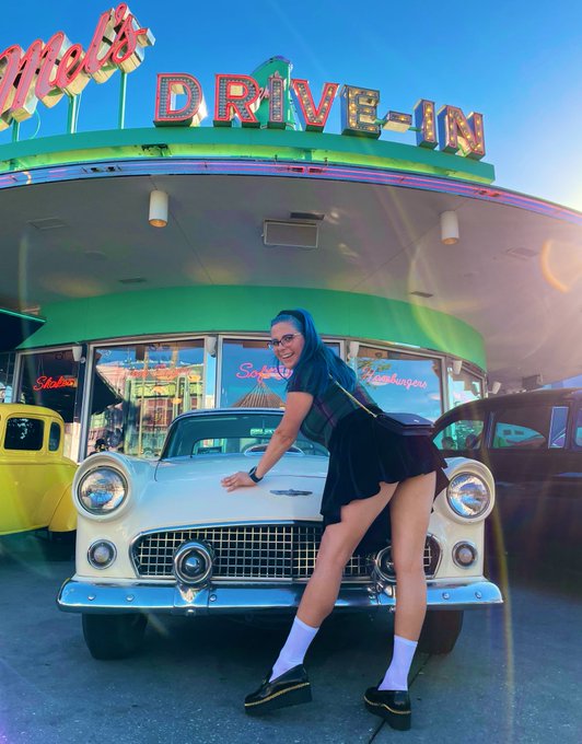 Want fries with this shake? 🍦😈🍟👉🏻https://t.co/bHkQt8N3vR👈🏻 https://t.co/FkRL3w31UR<a href="/tag/mvsales"class="tags"><span>#mvsales</span></a>