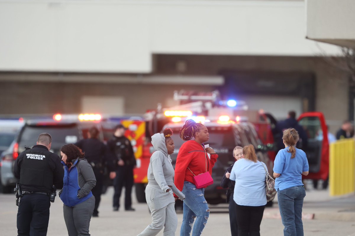 travisheying's tweet photo. At Towne East mall where there were reports of a shooter about an hour ago. Most activity is around the southwest corner of the mall https://t.co/gg1Y9tcSA4
