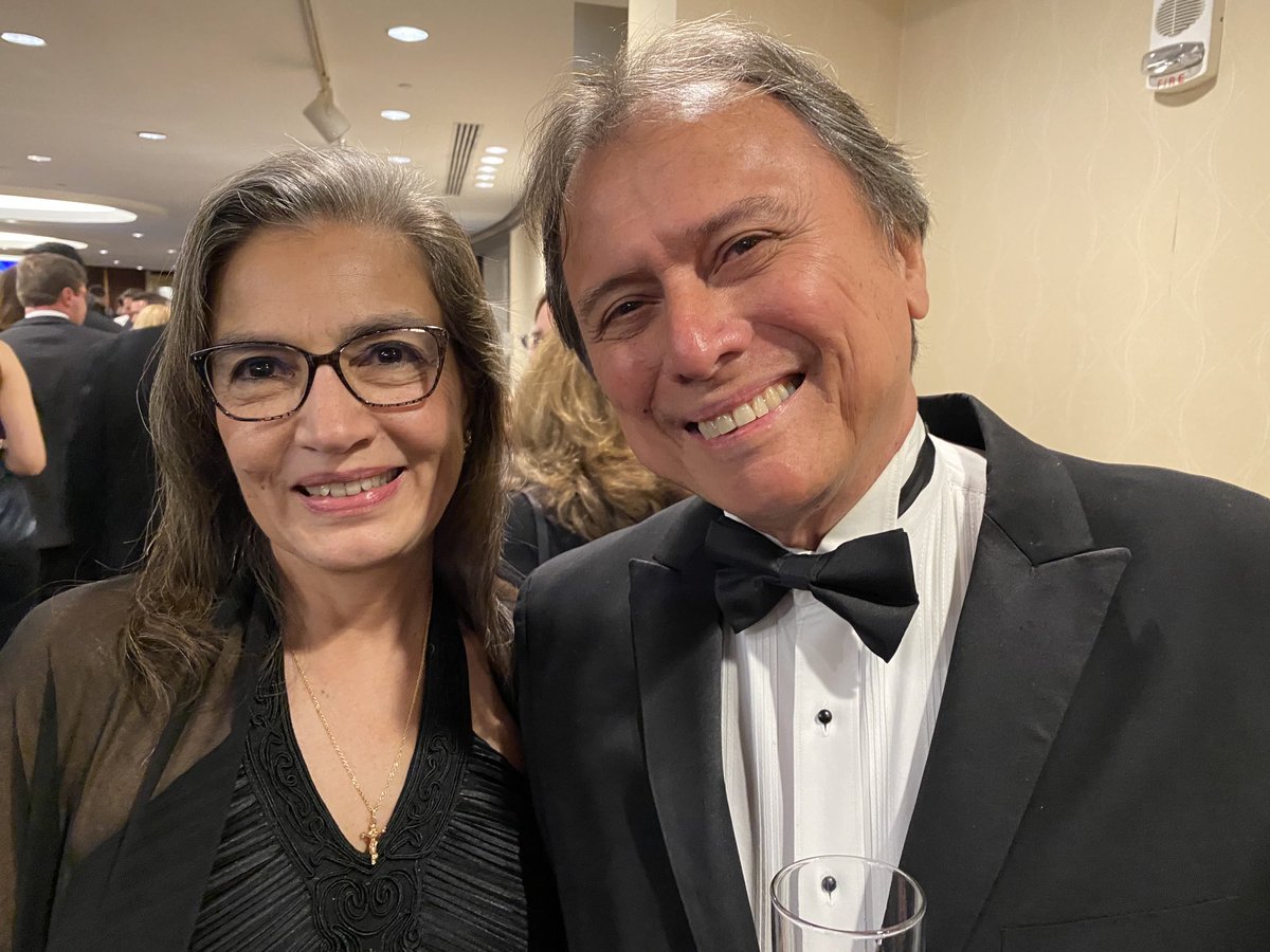 Great to see my good friend ⁦<a href="/FranklinChangD/">Franklin Chang-Díaz</a>⁩ at the National Space Club dinner. Great surprise! 😄