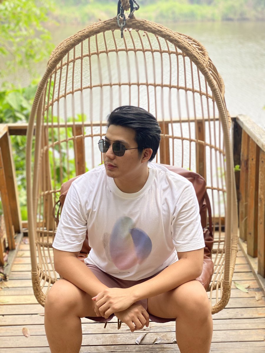 JKennethZ8's tweet photo. 😎 https://t.co/UrDx6I7ZYd