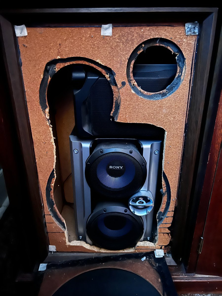 rinbcage's tweet image. My coworker pulled the grill cloth off some "vintage speakers" and found this