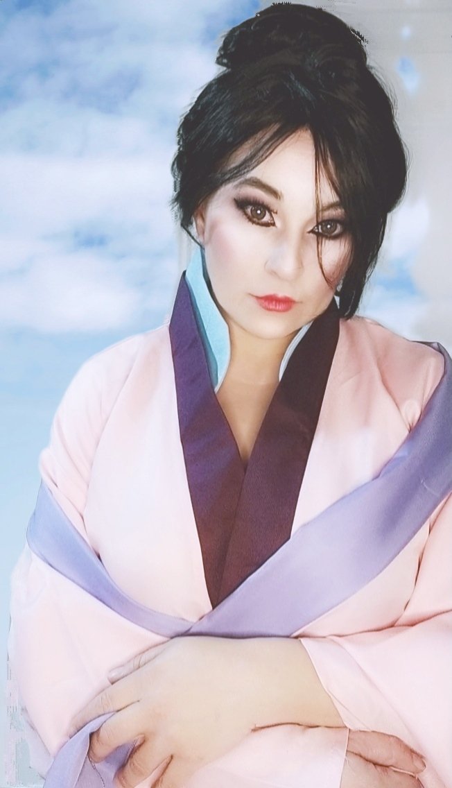BeatrixC13's tweet photo. @LadyDevilrose Hola!!! Me sumo al cosplay de Disney con Mulán ☺🐉 https://t.co/tb11llzBvB