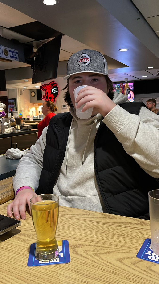adamklepsa's tweet photo. @BarstoolBigCat 🗻🗻🗻🗻🗻🗻🗻 r 💙 https://t.co/5BSSkddQXk