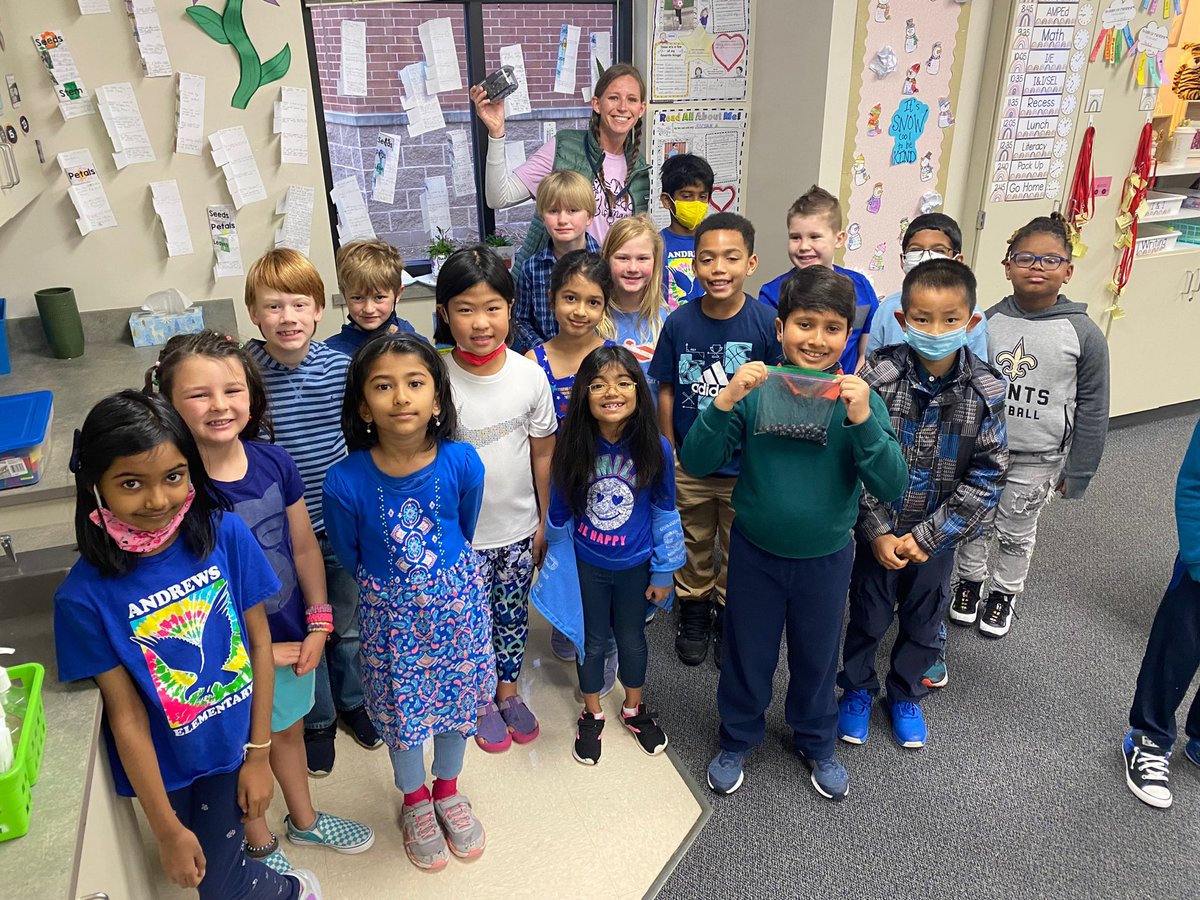 AndrewsEagles's tweet image. 🫐🍇Day 5: PACK Week - Blue &amp;amp; Purple🍇🫐
#PISDDedicatedtoCaring #packweek