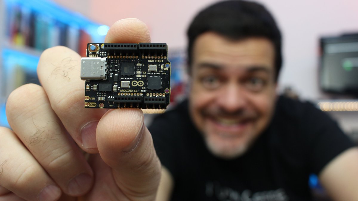 BrincandoIdeias's tweet image. Olha essa belezinha que chegou!😍

Estamos muito felizes com esse Arduino super especial, ele é muito lindo com essas cores preto e dourado, super pequenininho e muito bem feito!

Edição de colecionador, existe bem poucos no mundo todo!🥰  

#arduino #arduinoday #arduinoweek