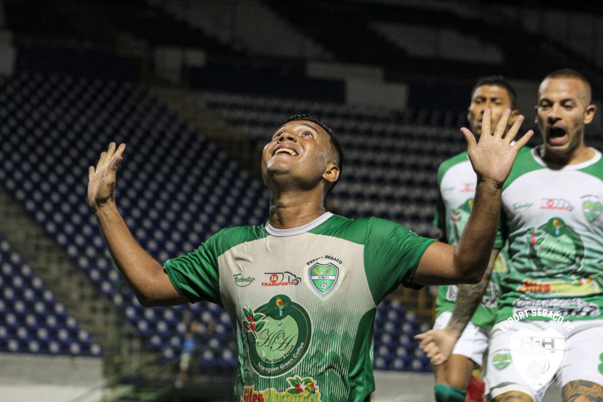Cebolleroos's tweet photo. Empate de visita en el @estadiofutnic 

UNAN Managua 3-3 H&amp;H Export Sébaco FC

#NuestrosColores #NuestraPasion https://t.co/g9qY2Rzw3F