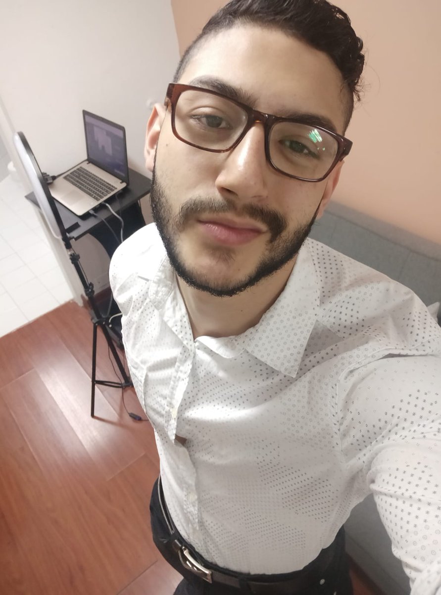 Davee_Miller_'s tweet photo. Come to my office and suck my cock under the desk!👨‍💻

ONLINE Right now! 🔥🌋

@french_promoter @Cam_Guys_com @HotGuys_Vip @HotHornyGuys @cuminguys @flirt4boys @Dudes4Dudes 😎 https://t.co/MHTfAk5qHB