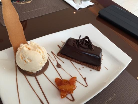 TheCocoaaZone's tweet photo. "STRESSED" is "DESSERTS" Spelled Backwards....🥞🍨🍫🍦 https://t.co/ZIOG2NWzDk