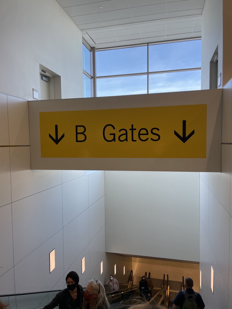 If I were that rich, I’d expect the biggest sign too.