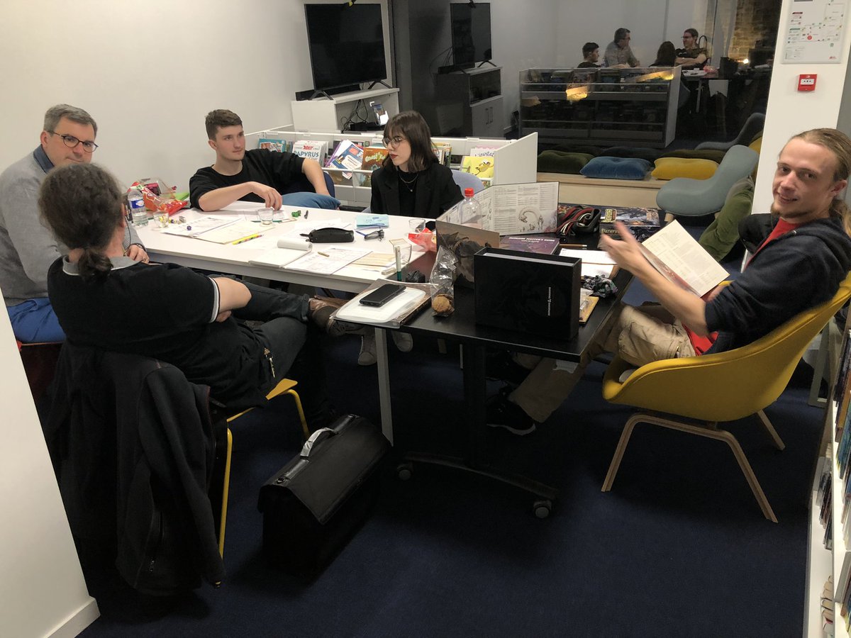 MalcovitchV's tweet photo. Ce soir, c’était deux parties de #JDR et une partie de #HeroQuest avec 2 scénarios de finis.
Content de reprendre une vie quasi normale en association. https://t.co/nMZQo3iAWN