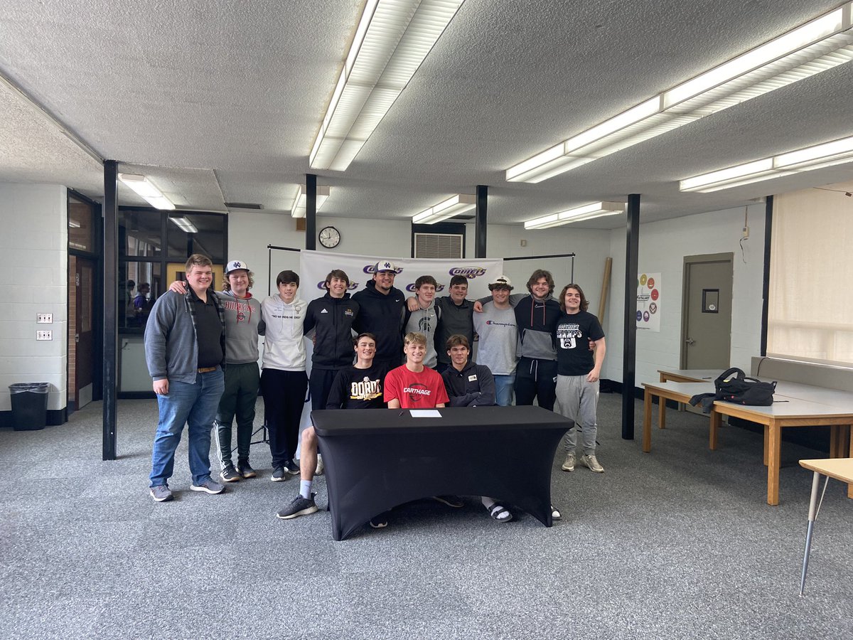 Coach_Ayotte's tweet photo. Congrats to @crdurian on his signing with @Carthage_FB   I got to hang out with a bunch of great young men. It made my day👍😁🏈🇺🇸. https://t.co/nQHHPHxJdY