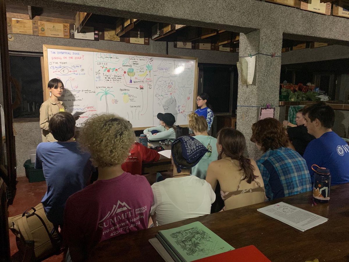 GallatinRaptors's tweet photo. Students from Gallatin and Bozeman High have spent the past week learning and exploring in Costa Rica.
#gallatinraptors #onebozeman #springbreak202 https://t.co/IuBE79mDC1
