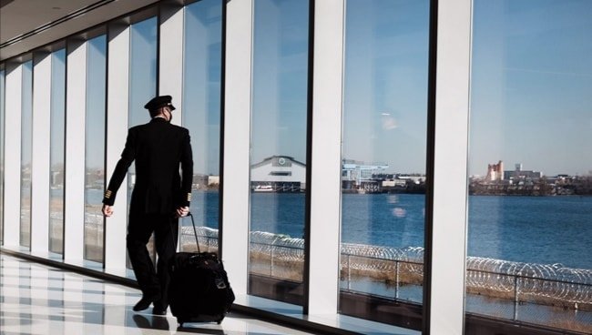 pilotcareers's tweet photo. We want to know...
What are professional pilots looking for when considering new employers.??
#pilotjobs #Careers #airlines #hiringtrends #pilotdemand https://t.co/85KYI4s0N9 https://t.co/dhV9sx2wLm