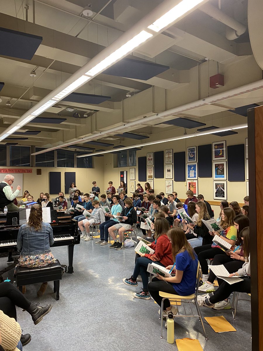 iroquois_music's tweet photo. That’s a wrap for day 1 of @ECMEA the 2022 JH All-County Festival. We had 9 Iroquois musicians in attendance. Students from across the county will perform a concert tomorrow at @LCSDMusic after only a few hours of rehearsal together. https://t.co/5gVzFqaPxi