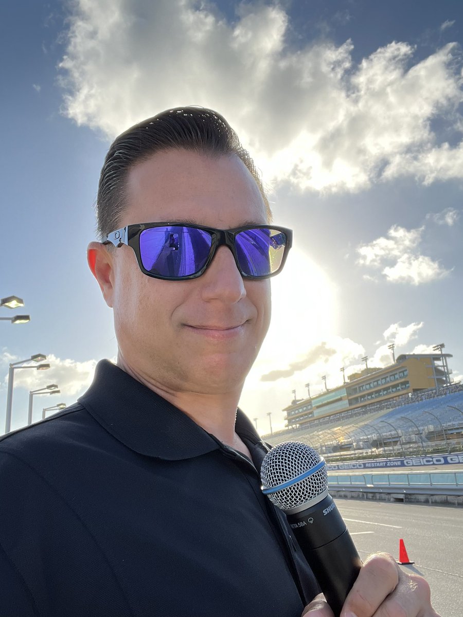 WFOJoe's tweet photo. #FastLaneFriday @HomesteadMiami March 2022. https://t.co/oT5Nj6hw3J