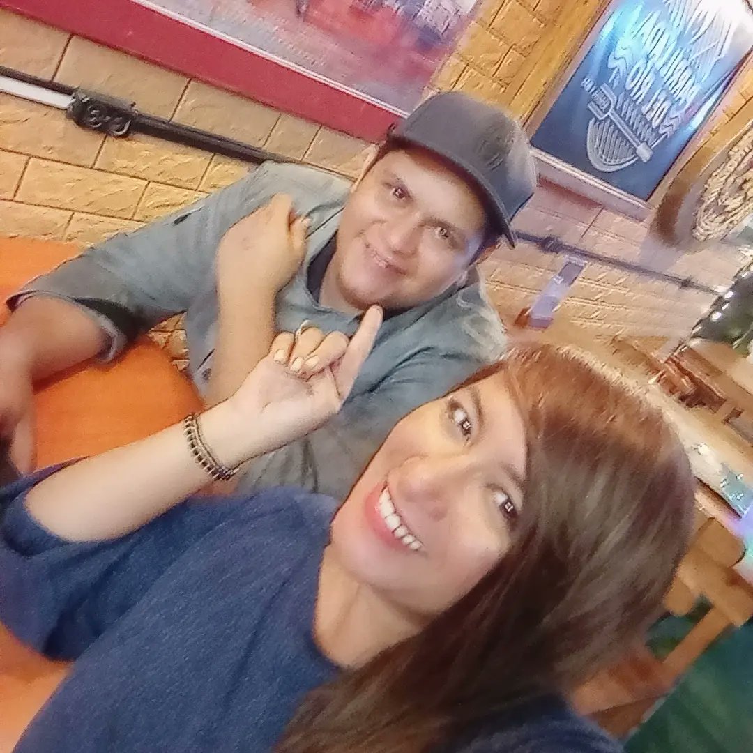 krisetery's tweet photo. Listos para el viernes en Parrillada del Río. #parrilada #cocteles 🍺🍻🍹🍸 https://t.co/qQumR3XnI4