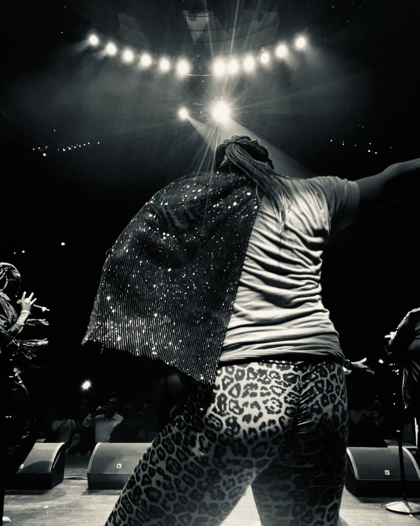 GodsWeapon tweet media