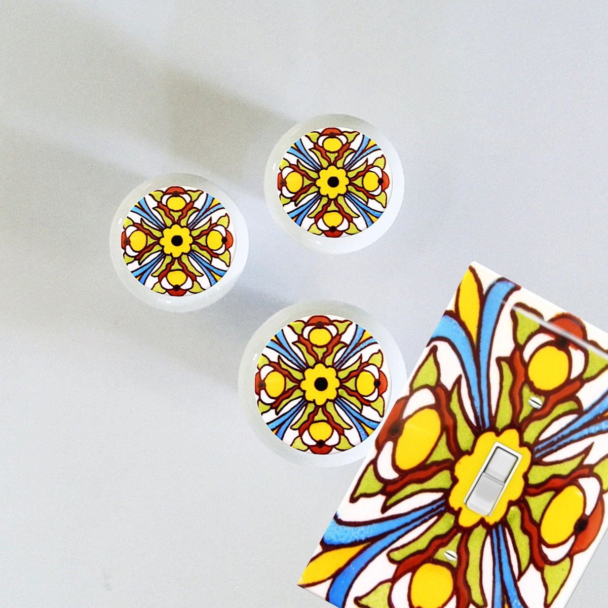 ruralgals's tweet image. 🐕 Big deals! KNOBS Bright Yellow Talavera Design Knobs Mexican Tile Talavera, Kitchen Knobs, Drawer Knobs, Kitchen Cabinet Hardware Kitchen Decor only at $19.96 on etsy.com/listing/104862… Hurry. #CustomKnobs #HomeDecor