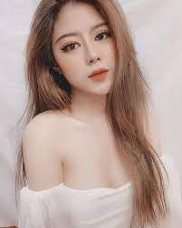remixjunkie956's tweet photo. perceives more clearly than her husband the possible fate of her five daughters if they do not marry.� Unfortunately, Mrs. Bennet�s fervour and indelicacy often work against her interests. A woman of little sense and much self-pity, she indulges
#anh #nft https://t.co/faWHukLCby
