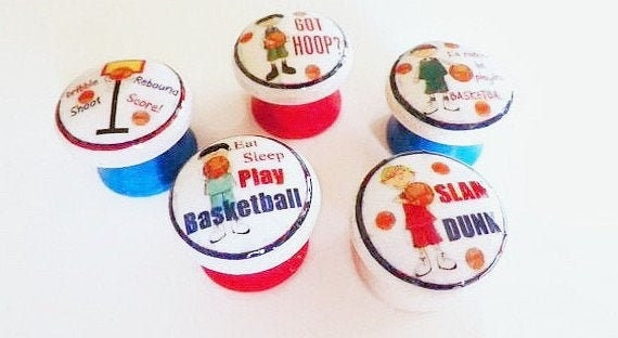 ruralgals's tweet image. Sleek sellouts! 🤓. Order KNOBS, Sports Decor for Kids Room / Playroom /Classroom, Basketball Lovers Gift, Dresser Drawer Pulls, Knobs for Dresser or Cabinets at $19.96 from etsy.com/listing/466449… #HomeDecor #CustomKnobs