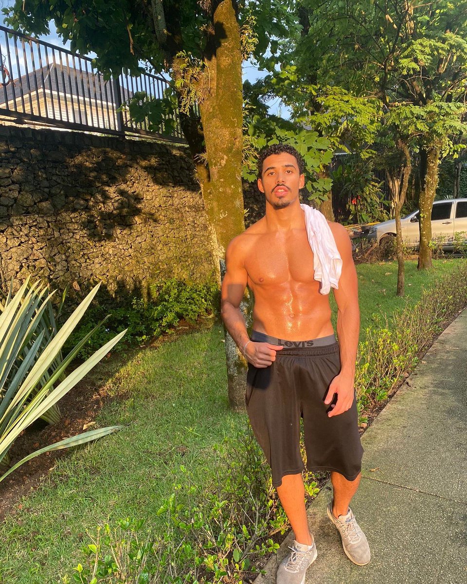 19 aninhos🙌🏾💜