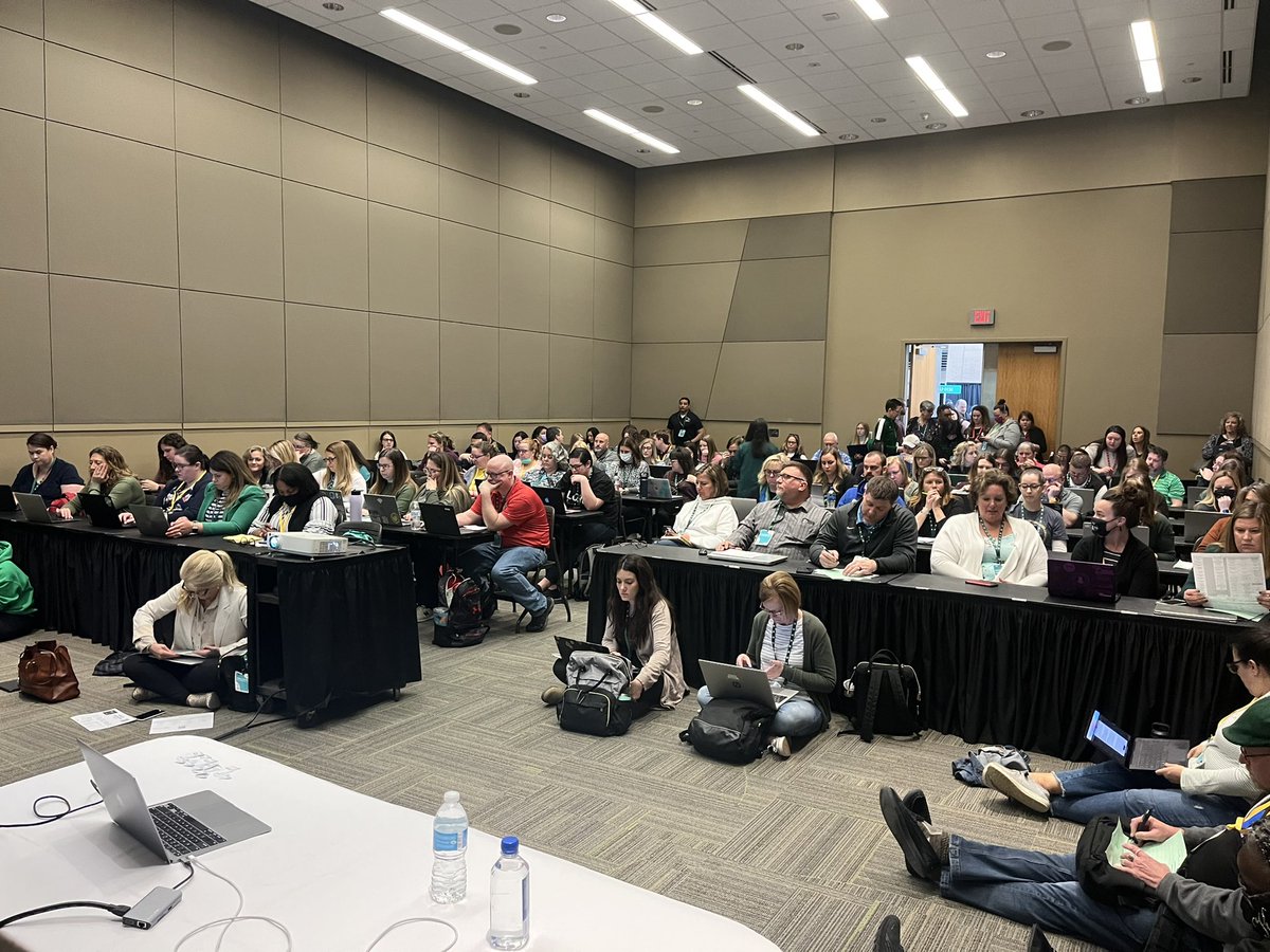 Had so much fun talking about 50 Nifty Chrome Extensions with all of you! So great to be back in person to #MACUL22!