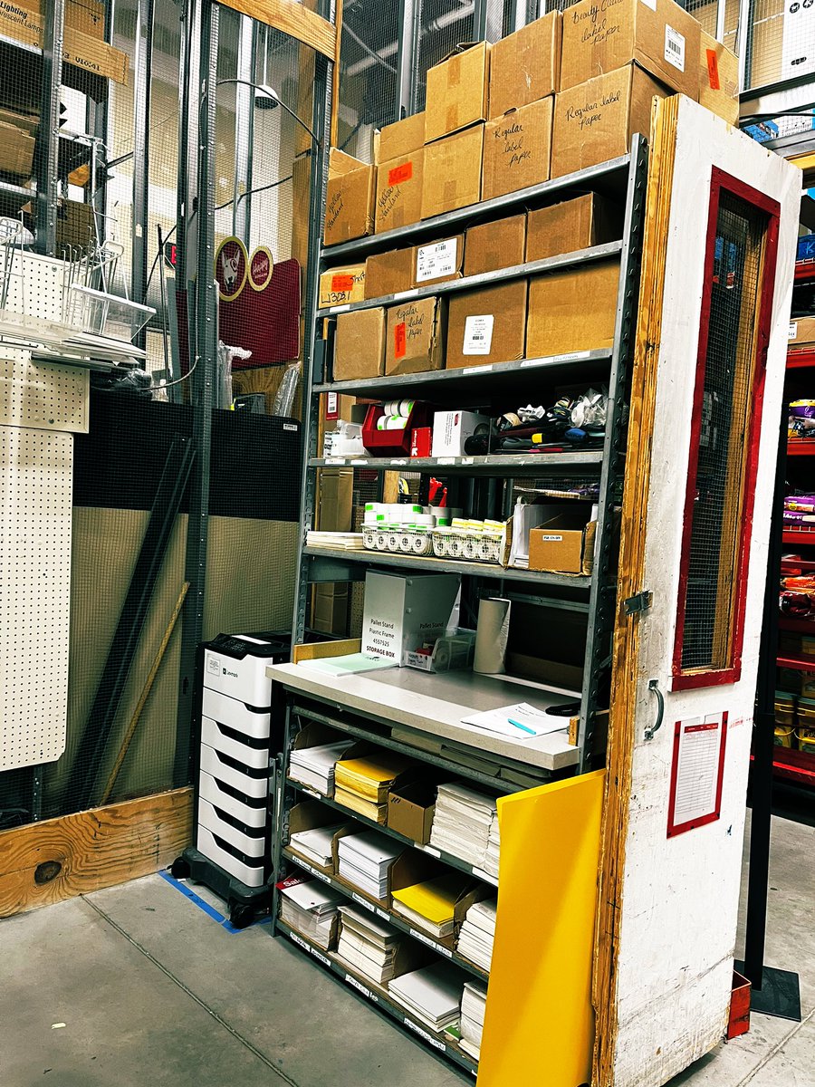 GrnEyedRaven tweet media