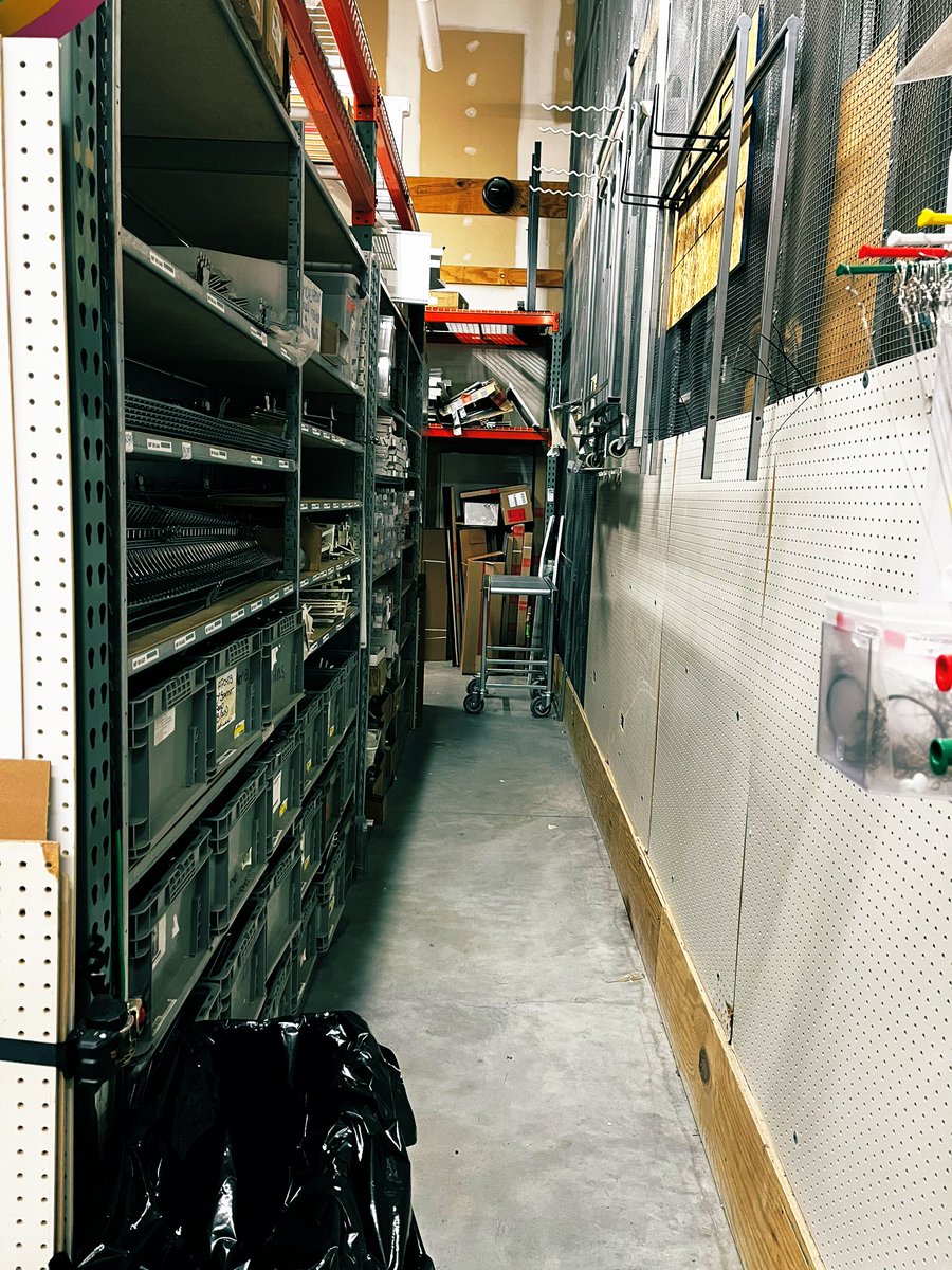 Hello spring!! That means spring cleaning!! I was able to spend some time in our fixture room and give it some love!  It’s so satisfying with everything in its place!  The team is also digging the new look! Loving this!! 🥰
#TheHill