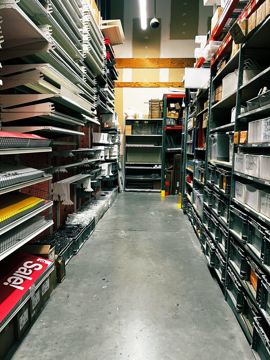 GrnEyedRaven tweet media