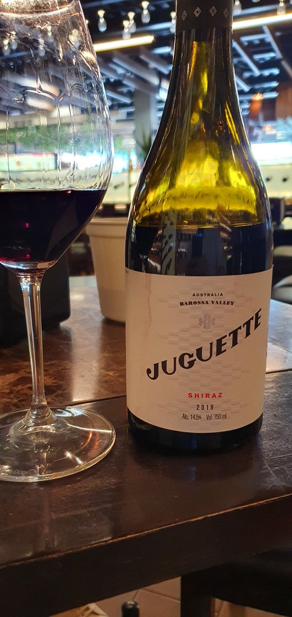 sommjoaco's tweet photo. Uffff Super Shiraz https://t.co/xTnWD7EAkh