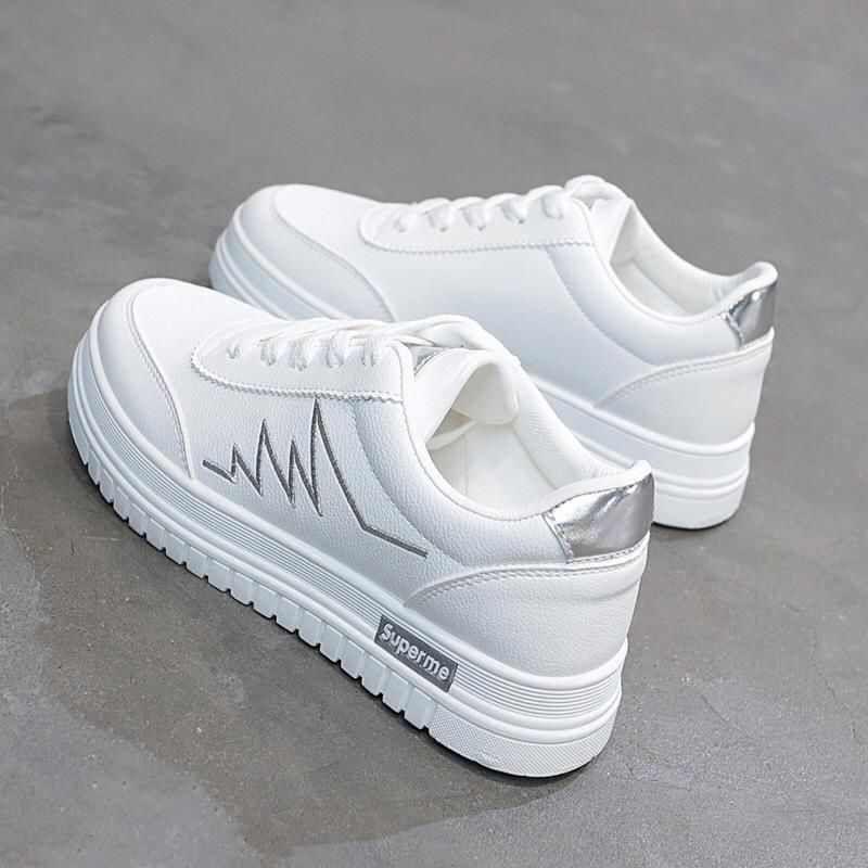 ZabethStores's tweet photo. Need a store where you can get that Sneakers you love and cherish? Zabeth stores is the right plug you can always run to.
#SimpleandClassy
#Zabethstores https://t.co/2Edpqz7hST