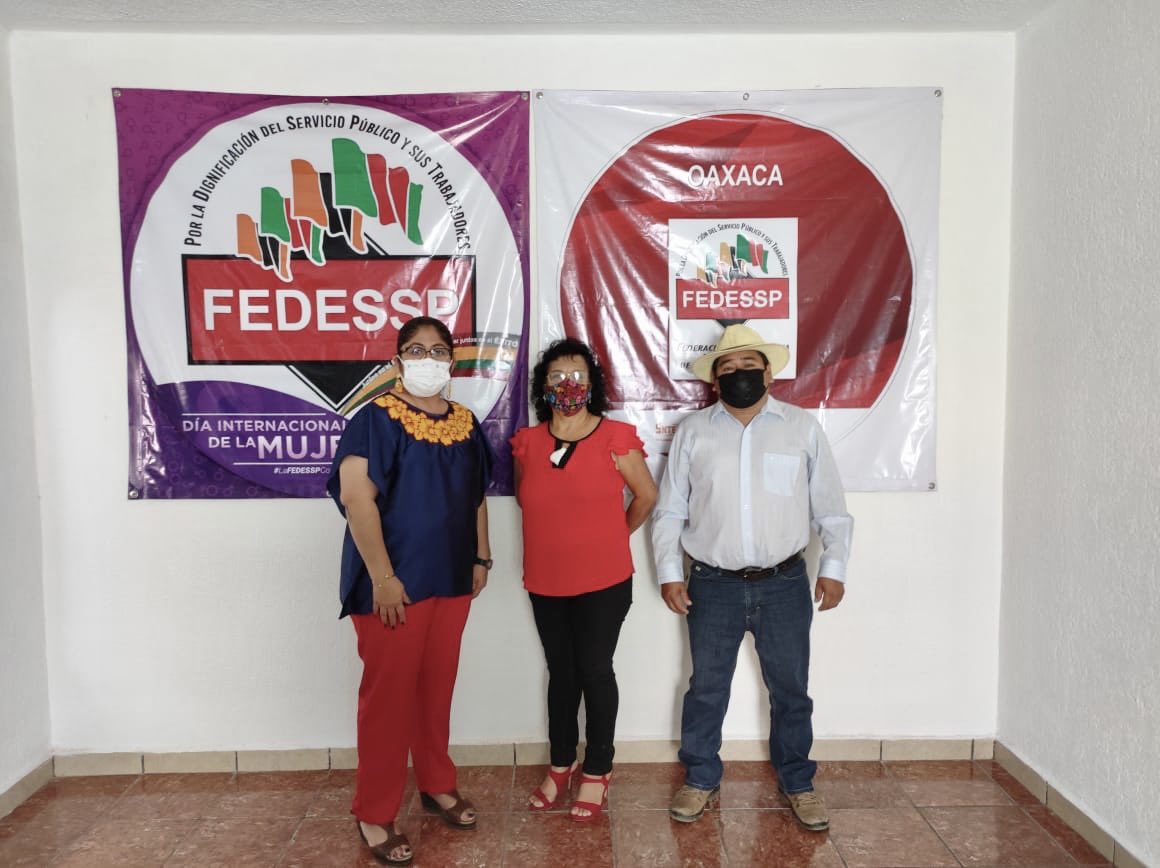 vicruvi's tweet photo. Reunión de trabajo con Pdte Coleg #SNTSADER C. Julián Hernández Trinidad y Lic. Fidelia A. Santos Ruiz, Pdta Com de Vigilancia con la finalidad de coordinar esfuerzos y fortalecer el trabajo colegiado a favor de nuestros/as compañeros/as.@FEDESSP @palomitarelowde https://t.co/F2lyUH3pcz