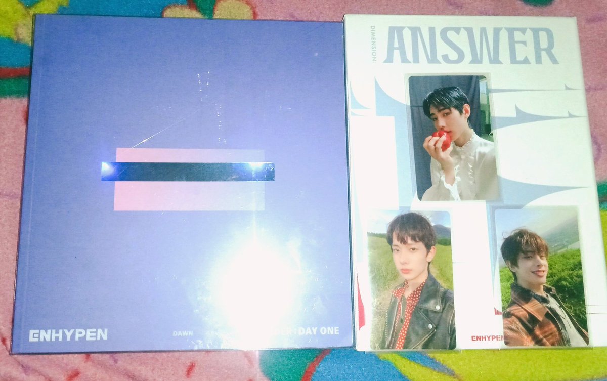 chicherri3s's tweet photo. ic interest check ! 
wts lfb ( for exposure ) 

applehoon set 
- jake dawn sunkissed
- heeseung dawn fierce
- unsealed albums 
- applehoon 

Php 1650 set 
- payo, no rush shipping 

claiming tweet later at 1PM if may interested. lmk ^^ https://t.co/iWQFRpEMO2