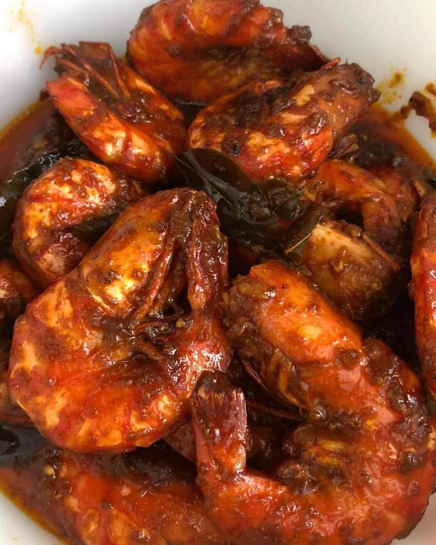 DailyMakan's tweet photo. Resipi Udang Masak Berempah Yang Sangat Lazat &amp; Menyelerakan 🦐🤤

Bahan-bahan:
√ Udang setengah kilo
√ 2 sudu besar rempah kari babas ayam/ikan.
√ 2 sudu besar serbuk cili
√ 2 sudu besar sos cili
√ 1 sudu besar sos tiram
√ 1 sudu besar Kicap ABC
√ 1 sudu kecik lada hitam https://t.co/YZmURQFSSU