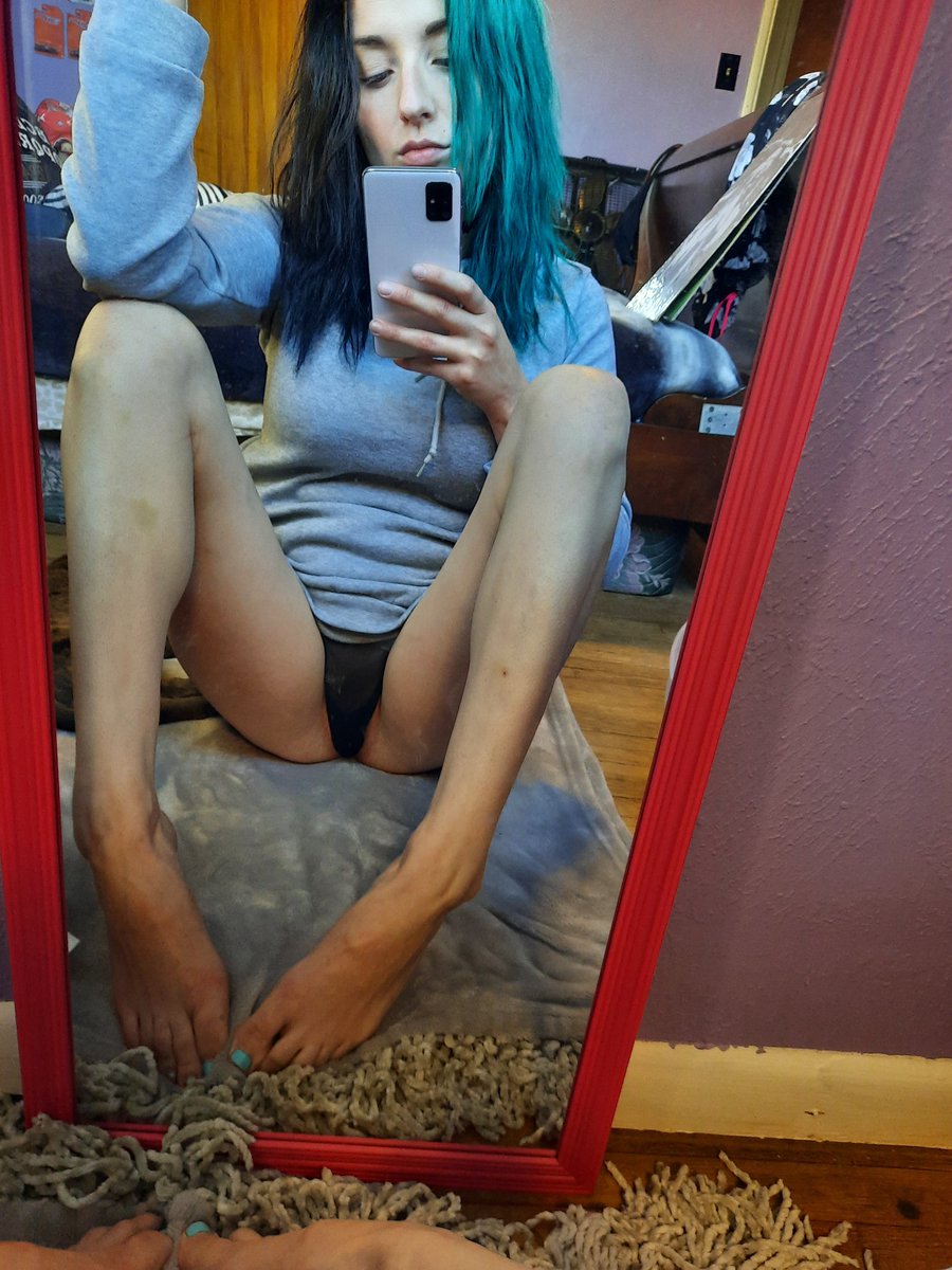 leoshenanigans's tweet photo. 💦😝 New content daily.
🥺🥵 let's play https://t.co/1csPrc5V1r
