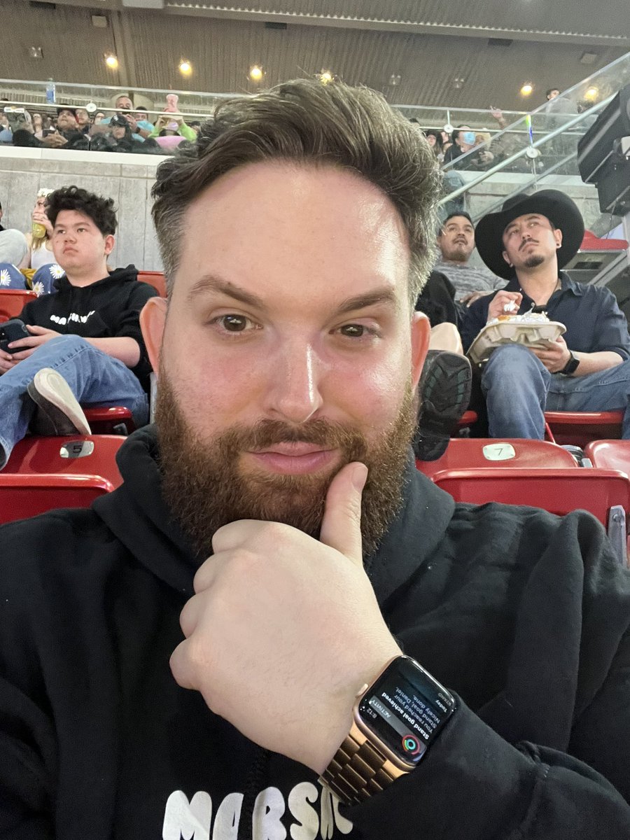 danieljoshdavis's tweet photo. #RodeoHouston https://t.co/hVy6z0U03r