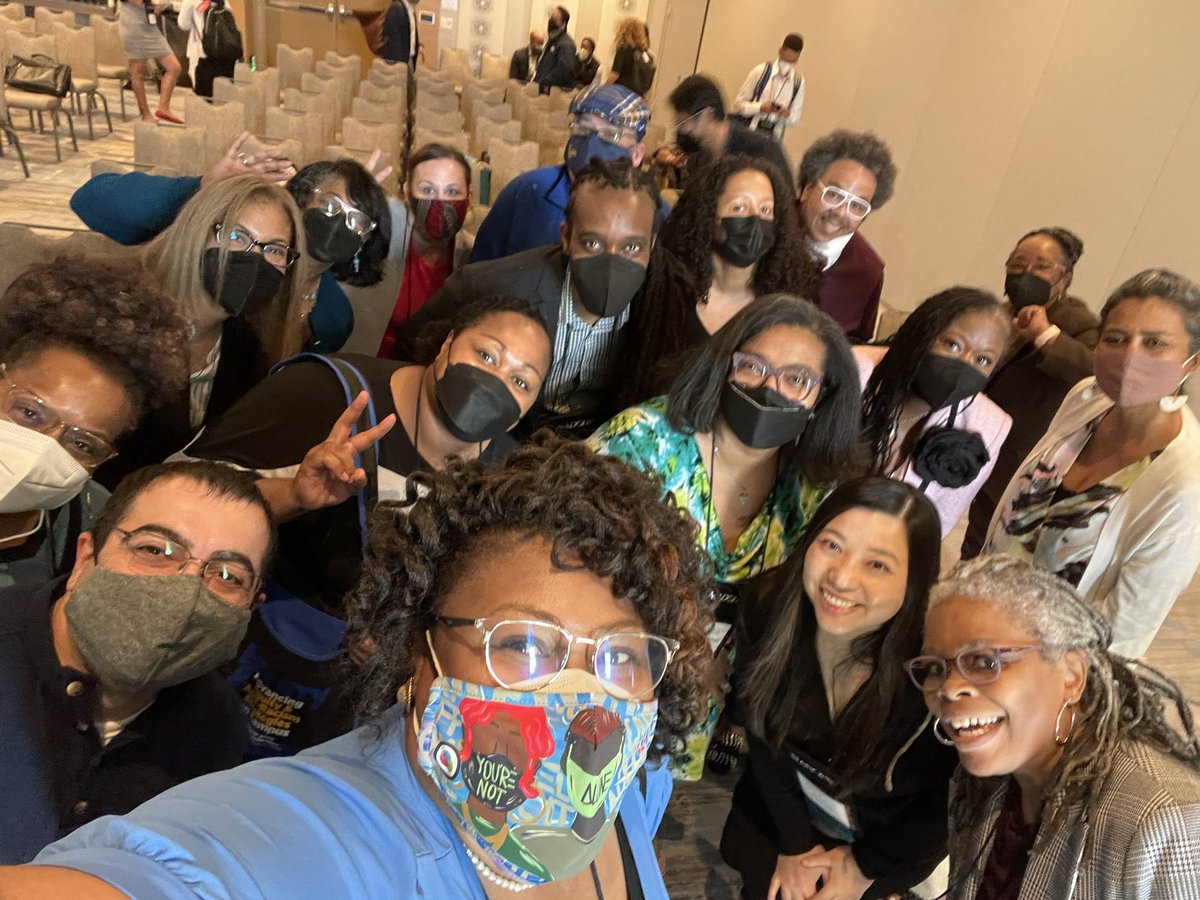 TheeDrLewis's tweet photo. @NADOHE_  #ThinkBigDiversity @ucdavis @UCD_Diversity  Fantastic presentation at the NADOHE Conference by Dr. Jann Murray-Garcia and Dr. Victoria Ngo https://t.co/OQfx7UYche