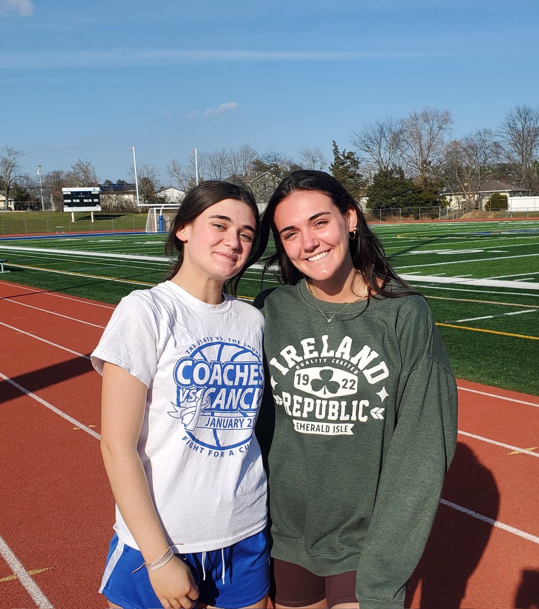 Great to welcome alum Julia Kelly '19 back to the Donovan track today and to now have her sister Hannah '25 as part of the program #family <a href="/DonovanSports/">Donovan Sports Zone</a> <a href="/DonovanGriffins/">Donovan Catholic</a>